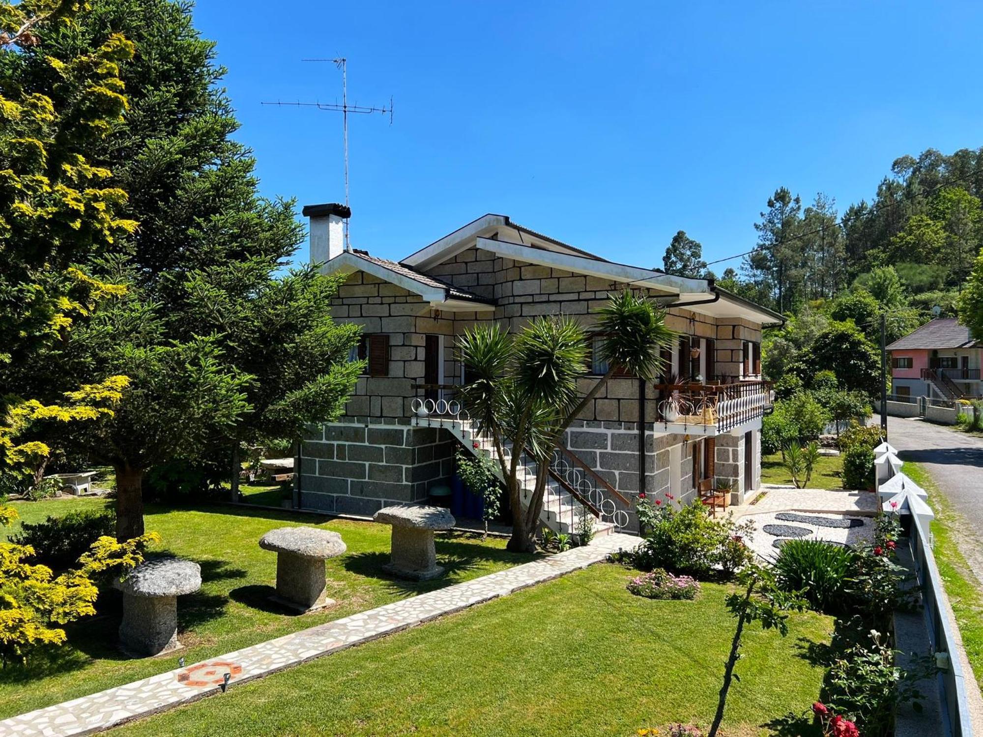 Vila Guia In Valdreu Брага Екстер'єр фото